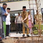 Peletakan Batu Pertama Masjid Nurul Islam, Edi Minta Panitia Perhatikan Konstruksi