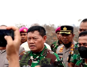 Pantau Karhutla di Mempawah, Panglima TNI: Ternyata Tingkat Kesulitannya Cukup Tinggi