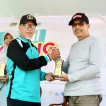 Mempawah Terima Penghargaan “Halal Care Government”