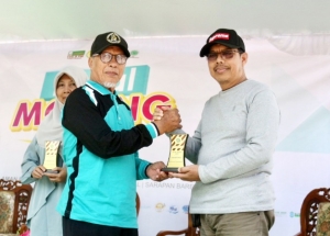 Mempawah Terima Penghargaan “Halal Care Government”