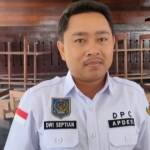 Kades Baya Betung Cegah Penyebaran DBD dengan Fogging