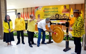 Bupati Jarot Buka Rarkeda dan Rapimda Partai Golkar