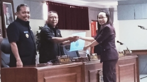 Wakil Ketua Dewan Minta Seluruh Fraksi Kaji Ulang Materi Bupati Sintang