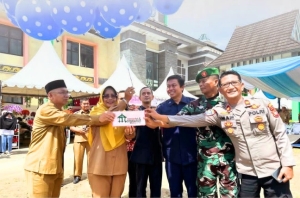 Bupati Erlina Buka Wanderful Mempawah Festival 2024