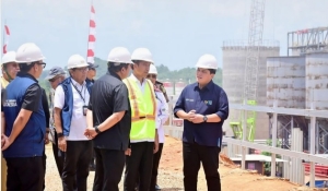 Presiden Jokowi Tinjau Smelter Grade Alumina Refinery Mempawah