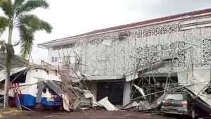 Wabup Melkianus Tegaskan Ornamen MPP yang Ambruk Akan Dibangun Kembali: Masih Tanggungjawab Kontraktor Pelaksana!