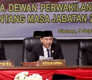 Masa Jabatan Pimpinan dan Anggota DPRD Sintang Periode 2019-2024 Berakhir, Florensius Ronny Sampaikan Permohonan Maaf