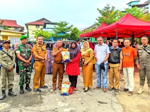Camat Sintang Tinjau Pelaksanaan OP di Pasar Masuka