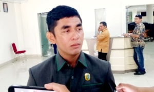Santosa Harap Bupati Baru Perhatikan Infrastruktur Jalan di Kayan Hilir – Kayan Hulu