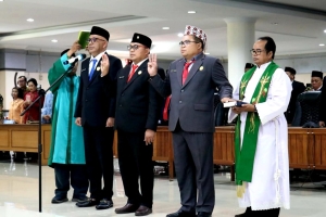 Pelantikan Pimpinan DPRD Sintang, Indra Subekti Resmi Jabat Ketua Dewan Periode 2024-2029
