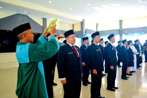 Bupati Lantik 18 Pejabat Eselon III, Satu Pejabat Tak Hadir