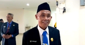Senen Maryono Kembali Fokus di Komisi C DPRD Sintang
