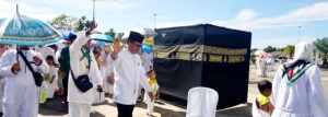 Pj Bupati Ismail Buka Manasik Haji di Masjid Agung Al Falah Mempawah