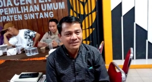 KPU Sintang Selesai Proses Sortir dan Lipat Surat Suara