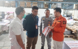 Bawaslu Pantau Proses Cetak Surat Suara Bupati dan Wakil Bupati Sintang di Pasuruan