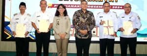 Pj Bupati Ismail Terima Sertipikat Aset Milik Pemkab Mempawah