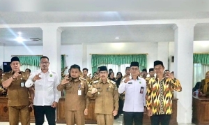 Pj Bupati Ismail Lepas Kontingen AKSEN III Guru PAI Kalbar