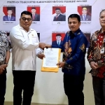 KPU Sintang Serahkan Berkas Bupati dan Wakil Bupati Terpilih ke DPRD