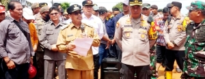 Pj Bupati Ismail Ikuti Pelacakan Batas Desa Kepayang dan Kelurahan Anjungan Melancar