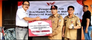 Bantu Ringankan Beban Warga Terdampak Banjir, Pj Bupati Ismail Terima 1.000 Paket Sembako