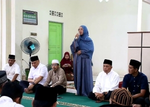 Safari Ramadan di Anjongan, Bupati Erlina Ajak Umat Perbanyak Amal dan Waspada Bencana