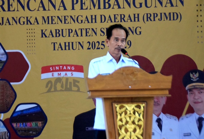 Bupati Dorong Desa Kembangkan Ekonomi Lewat Pertanian, Peternakan dan UMKM