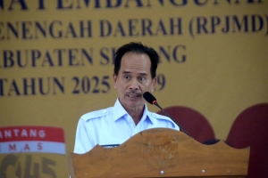 Bupati Bala Dorong Percepatan Infrastruktur Dasar di Desa