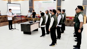 Wabup Ronny Lantik Pengurus FKDM Periode 2025–2029