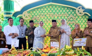 Tasyakuran ulang tahun ke-55 Bupati Mempawah, Hj Erlina di kediaman pribadinya, Kota Pontianak, Senin (14/4/2025).