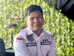 Desa Topan Nanga jadi Perhatian Pempus, Terima Bantuan WC dan Bedah Rumah