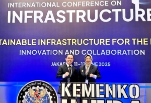 Bupati Erlina Hadiri Forum Infrastruktur Internasional ICI 2025 di Jakarta