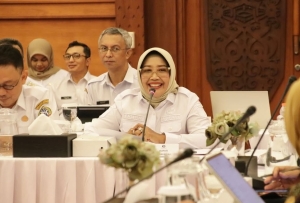 Bupati Erlina Tegaskan Komitmen Digitalisasi Keuangan Daerah dalam HLM ETPD 2025