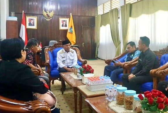 Wabup Mempawah Terima Audiensi Kades Sepang, Bahas Wacana Kunjungan Wapres RI