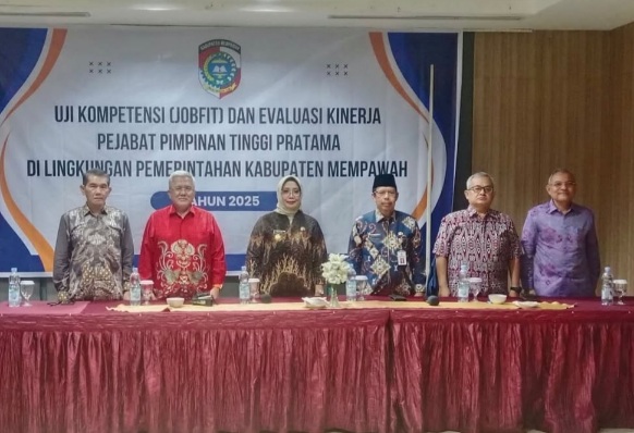 Bupati Erlina Buka Uji Kompetensi dan Evaluasi Kinerja Pejabat Pimpinan Tinggi