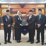 DPRD Mempawah Sampaikan Pendapat Akhir Raperda Pertanggungjawaban APBD 2024