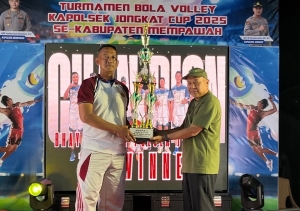 Bhayangkara Polsek Jongkat dan Ivoja Juara Voli Kapolsek Jongkat Cup 2025
