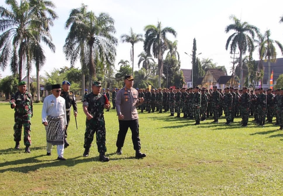 Jelang Kunjungan Wapres Gibran, Wabup Juli Suryadi Hadiri Apel Pengamanan VVIP di Mempawah