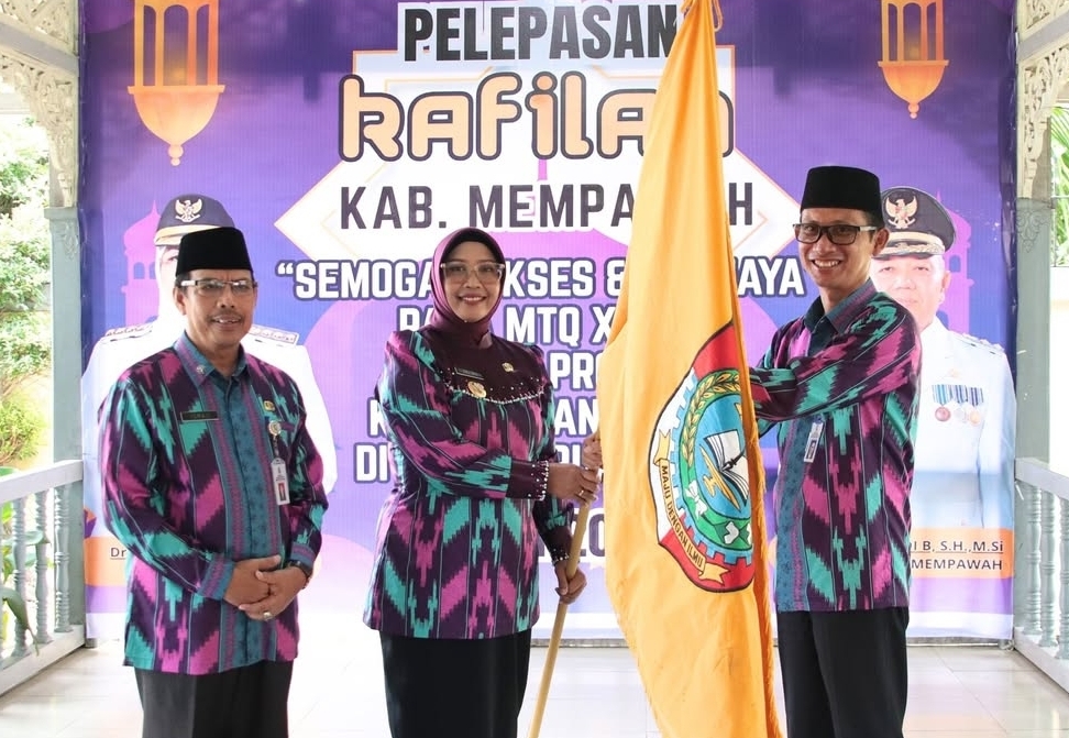 Bupati Erlina Lepas 90 Kafilah Mempawah Ikuti MTQ XXXIII Kalbar