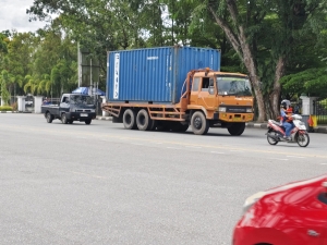 Pemkot Revisi Aturan Jam Operasional Truk Berat