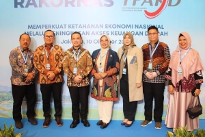 Bupati Erlina Hadiri Rakornas TPAKD 2025, Dorong Akses Keuangan Daerah