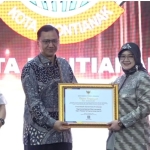 Pontianak Raih Penghargaan Terbaik II Nasional dalam Penyelenggaraan Kearsipan