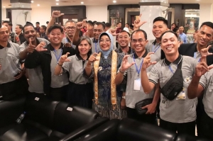 Bupati Erlina Lepas 57 Peserta Mempawah Berlaga di Pesparani Katolik I Kalbar