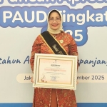 Erlina Raih Penghargaan Nasional “Bunda PAUD Peduli PAUD 2025”