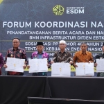 Pemkab Mempawah Terima Hibah 148 PJU Tenaga Surya Senilai Rp2,2 Miliar dari Kementerian ESDM