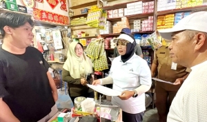 Jelang Nataru, Erlina-Juli Sidak Pasar