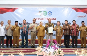 Mempawah Resmi jadi Lokasi Sekolah Unggulan Garuda, Bupati Erlina Serahkan Lahan 24 Hektare ke Wamendikti