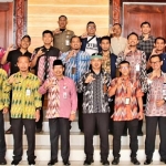 Sekda Mempawah Lepas Kontingen Mini Soccer ASN ke Piala Gubernur Cup 2026