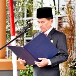 Bupati Sintang Pimpin Upacara HUT ke-69 Provinsi Kalbar