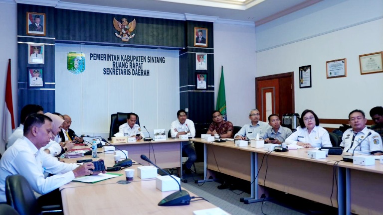 Pemkab Sintang–BPJN Wacanakan Duplikasi Jembatan Melawi