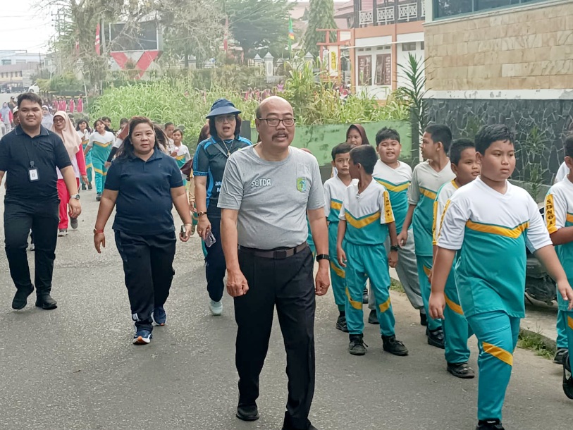 Sekda Kartiyus Wajibkan ASN Olahraga Ringan Setiap Jumat Pagi